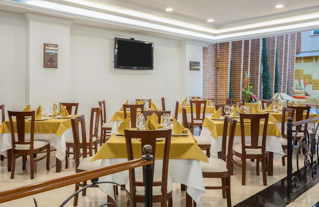 Hotel Embassy Park-1